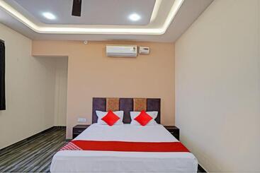 Oyo Flagship Hotel Lotus Highway Inn