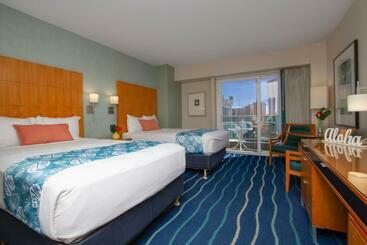 Retkeilymaja Beach Condo With Balcony And Ocean Views