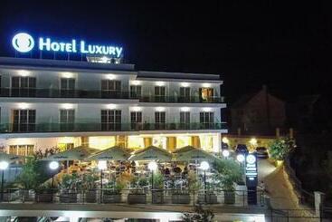 Hotel Luxury