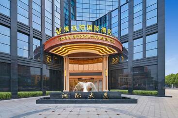 Vienna International Hotel Yichun Wanzai Guomao Branch