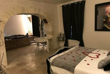 مبيت وإفطار O2suites