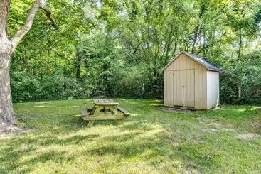 Peaceful Franklin Cottage ~ 1 Mi To Downtown!