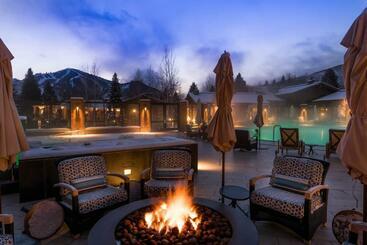 Hotel Cottonwood By Resortquest