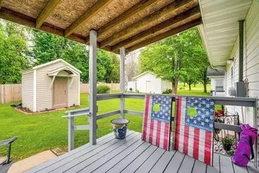 Mökkimajoitus Charming St James Home Near Maramec Spring Park!