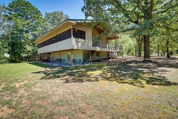 Hus på landet Greers Ferry Hideaway: Lake View, Boat Ramp Access