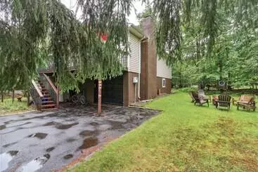 Mökkimajoitus Tobyhanna Home W/ Fire Pits   9 Mi To Kalahari!