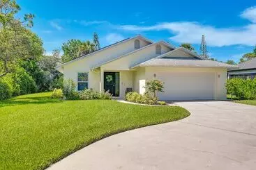 コテージ Bonita Springs Home W/ Pool   2 Mi To Beach!