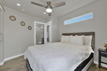 بيت ريفى Cozi Combo Bbq Movie Lounge