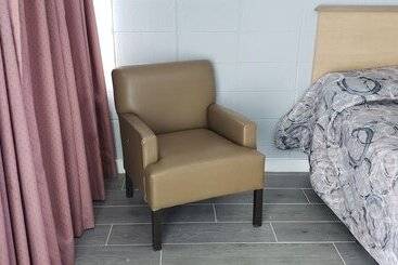 Palms By The Beach Motel