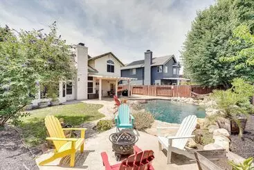 コテージ Sacramento Home W/ Fire Pit: 15 Mi To Downtown!