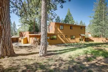 Mökkimajoitus Spacious Tahoe City Retreat < 2 Mi To Lake Tahoe!