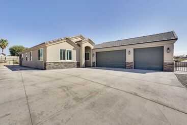 کلبه Sun Kissed Lake Havasu City Oasis W/ Private Pool