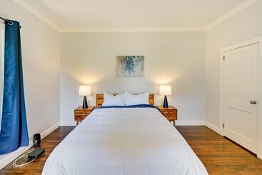 بيت ريفى Updated Greenville Home W/ Backyard!