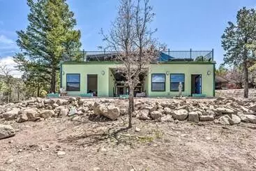 Mökkimajoitus Casa Patron Home <10 Mi To Hiking & Casinos