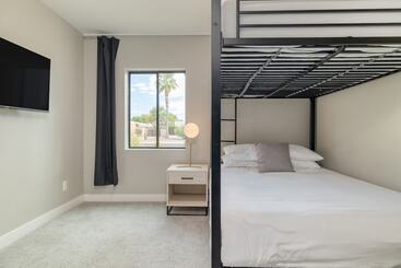 茅舍 White Agate By Avantstay Pool + Playground