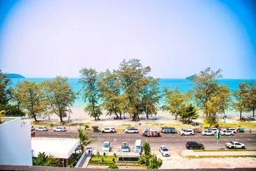 Hotelli Naiya Sea Resort