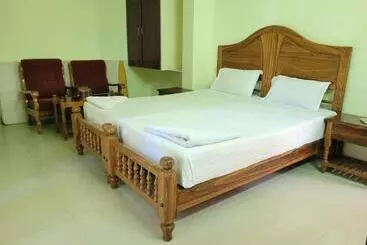 Hotel Sea Star Beach Resort Kovalam