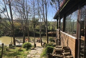 Tartaruga Boutique Hotel & Bungalows