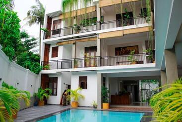 Отель Sky House Ahangama