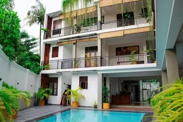 Hotelli Sky House Ahangama