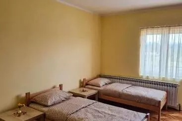 مُتل Prenoćište Mali Raj