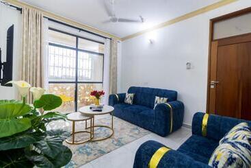 تختخواب و صبحانه Classic One Bedroom In Bamburi Mwembeni
