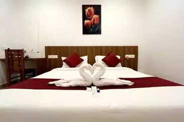 Hotel Dream Suite, Kattappana