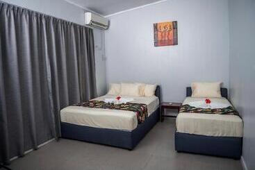 Yatulau Hotel And Conference