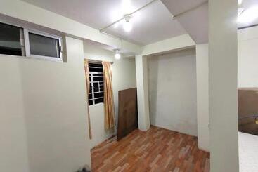 Albergue Paying Guest For Girl Students Contact No: 7001099596 / 8101799688