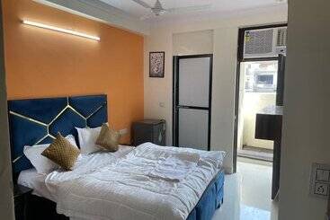 Hotell Roomshala 123 Happy Homes Saket