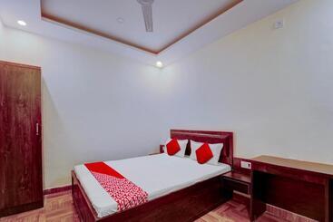 Flagship Hotel Days Inn