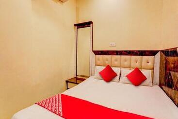 Oyo Flagship Hotel Hansa