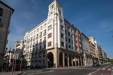 Pensió Principe De Vergaras Lujo En El Centro De Logroño