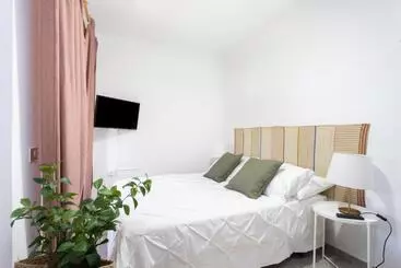 Pension Eden Rentals 106 Surfy Stylish Bed&coffee Room