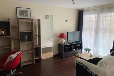 Bed and Breakfast Cosy Clichy   Parc Salengro