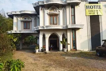 Hotel Putra Kembar