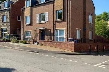 펜션 Number 2, Spacious Rooms, Near Ironbridge!