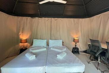 Resort Playa La Caleta Bataan