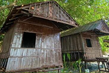 Resort Playa La Caleta Bataan