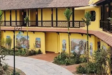 Emeralda Resort Tam Coc