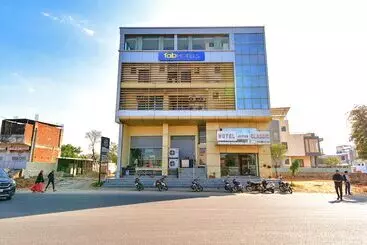 Fabhotel Jaipur Classic