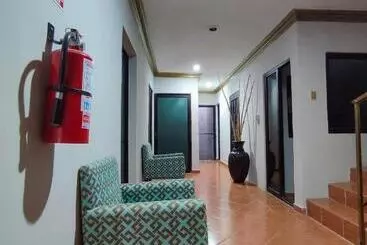 Majatalo Hostal Ixchel   Wifi, Hot Water, Ac, In Valladolid Downtown