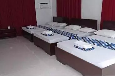 پانسیون S&rs   Paguia S Cottages Branch 2