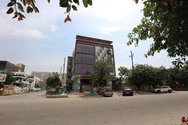 酒店 Super Townhouse Oak Sector 116 Noida
