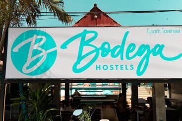 Hotel Bodega Pool Party Koh Phangan