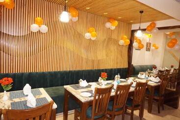 فندق Mayra Grand