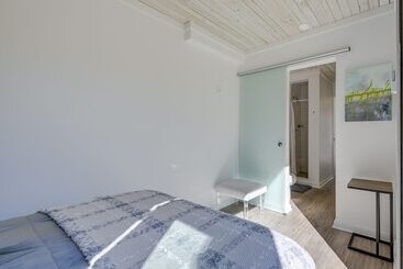 بيت ريفى Bryson City Tiny Cabin: Hot Tub, Near River Access