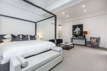 בית מלון כפרי Victoria Hall Apartments