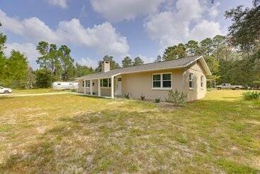 Landhaus Peaceful Country Home In Williston: Horses Welcome