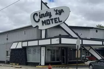 Cindy Lyn Motel